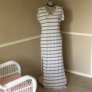 Stripe Tall Pencil T-Shirt Maxi Scoop Slit Pockets
